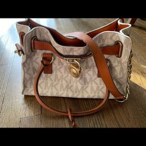 Beautiful Michael Kors bag!